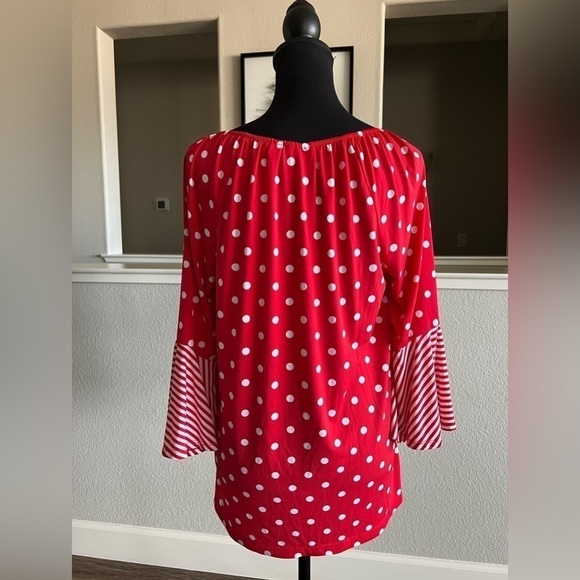 Susan GRAVER LIQUID KNIT TOP - NEVER WORN - Small - Picture 3 of 6